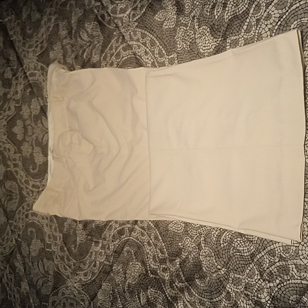 Creme size 10P dress trousers
